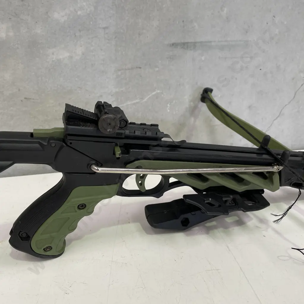 Man Kung Cross Bow Image 1++
