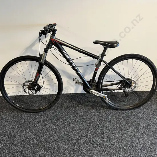 Scott Scale 29 Hydro Tubing Superlight Bike, Size Medium Black and Silver