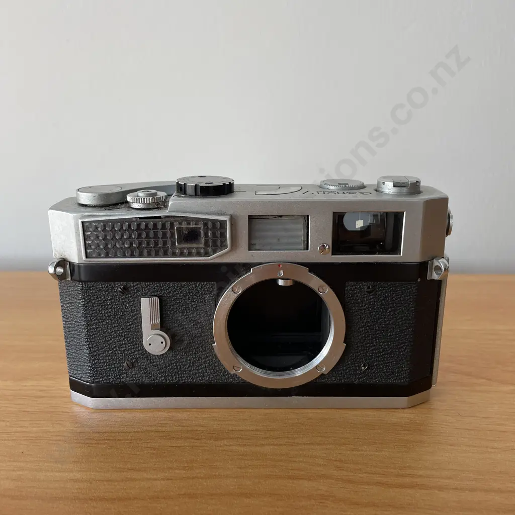 Vintage Canon 7 Model Camera. No 866174 Image 1++