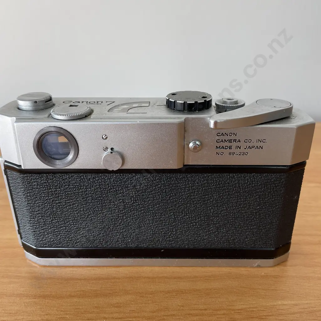 Vintage Canon 7 Model Camera. No 894230 Image 1++