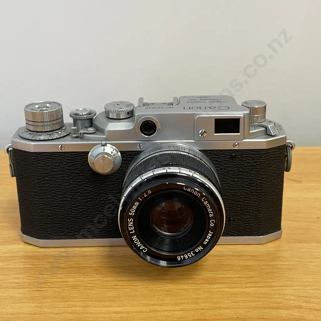 Vintage Canon IID2 Camera with Canon 50mm Lens No 221848 Image 1++