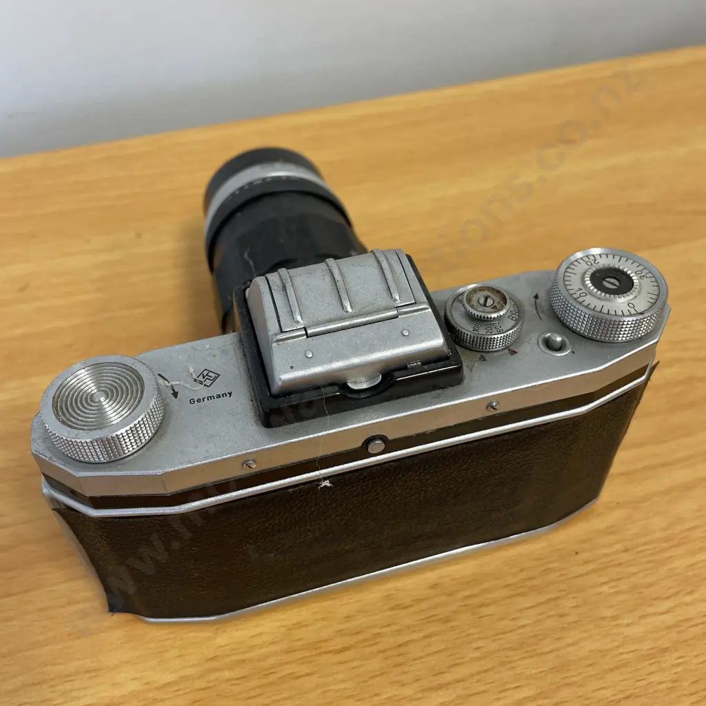 Vintage Praktica FX2 Camera with Takumar Asahi 1:3.5/135 No 355205 Lens Image 1++