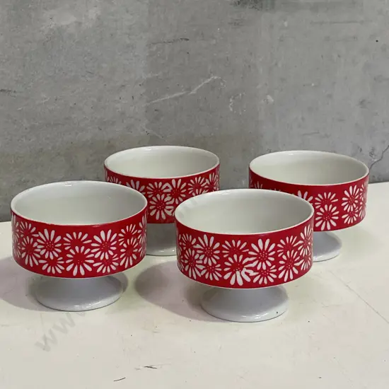 Set of Four Mid Century Handpainted Daisy patterned footed sweet dishes