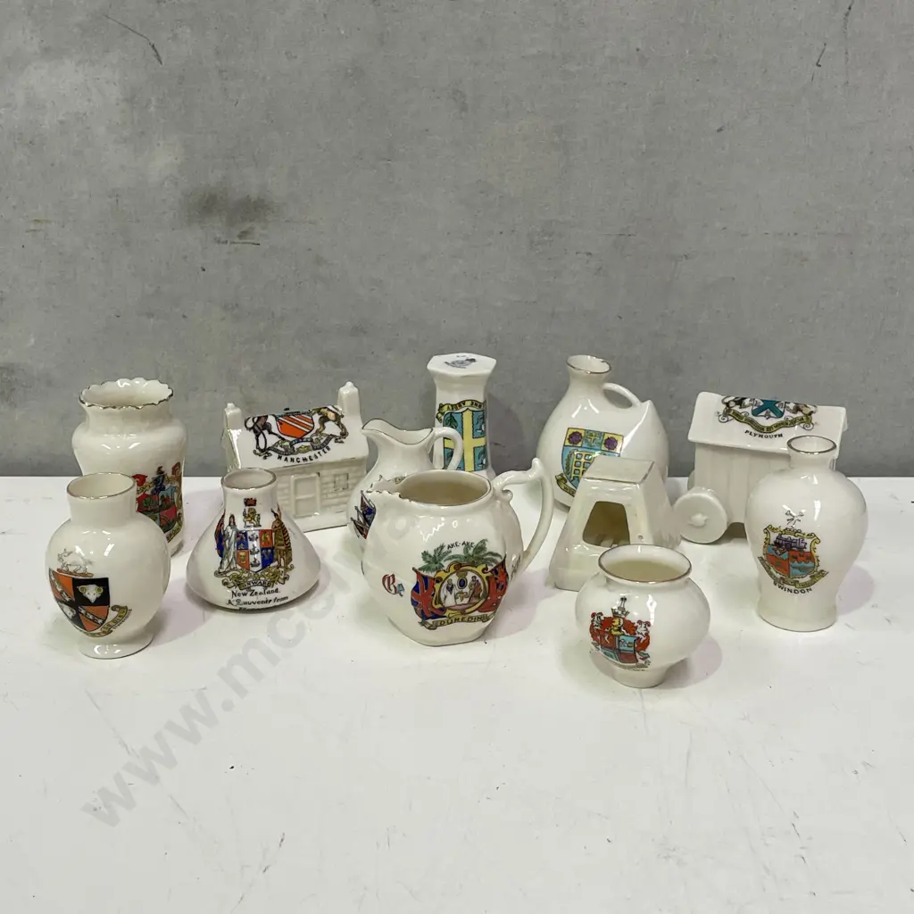 Assorted Vintage Crested Porcelain items Image 1++