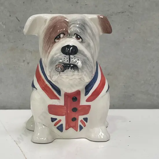 Staffordshire England Bristish Bulldog Figurine H11cm