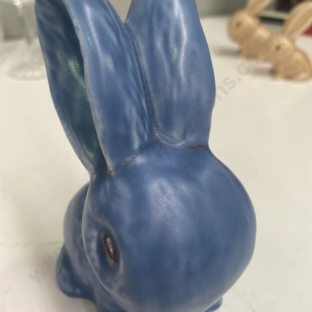 Vintage Sylvac Blue Glazed Bunny/Rabbit. Snub nosed. H12.5cm (af to top) Image 1++