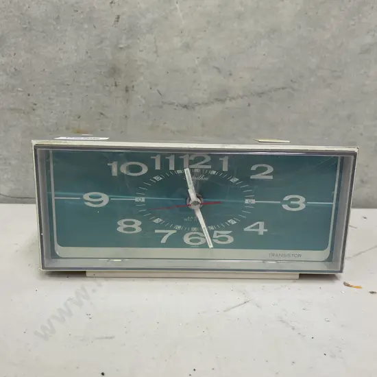 Vintage Retro Rhythm Transistor Clock
