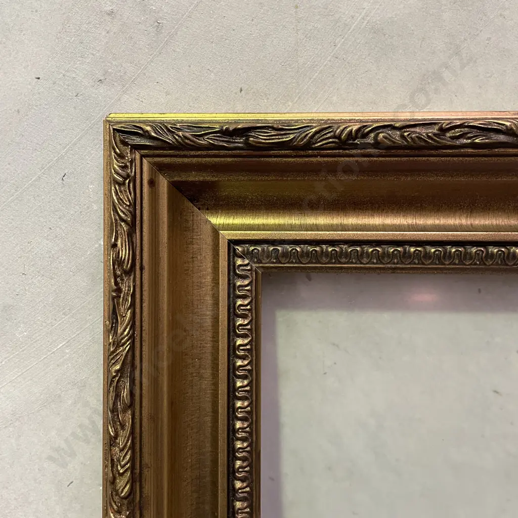 Large Ornate Gilt Frame with glass front. 93 x 75cm Image 1++