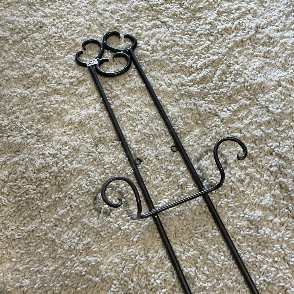 Decorative Wall Hung Metal Display Rack H94cm Image 1++
