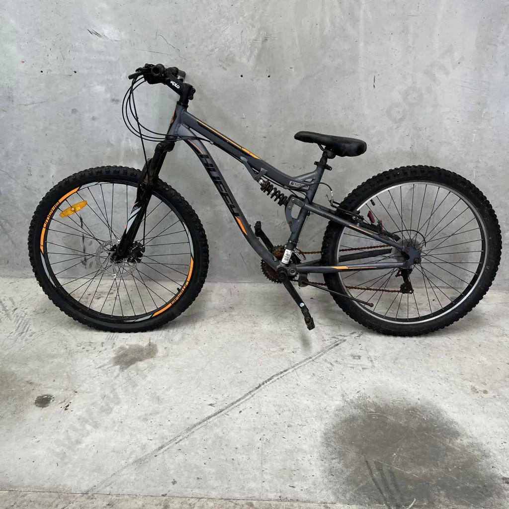 Huffy Brawn 70cm Mountain Bike. Grey with black and orange. Serial No. AH21B043725 Image 1++
