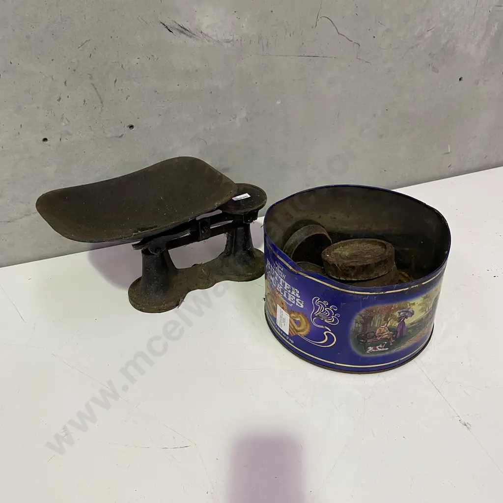 Vintage Scales with weights Image 1++