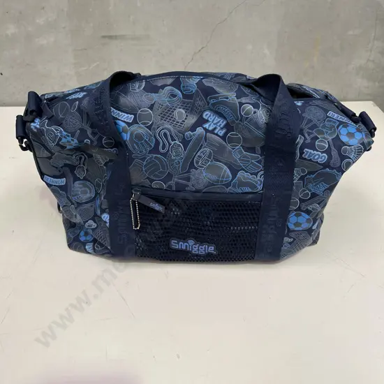 Blue Waterproof Smiggle Sports bag