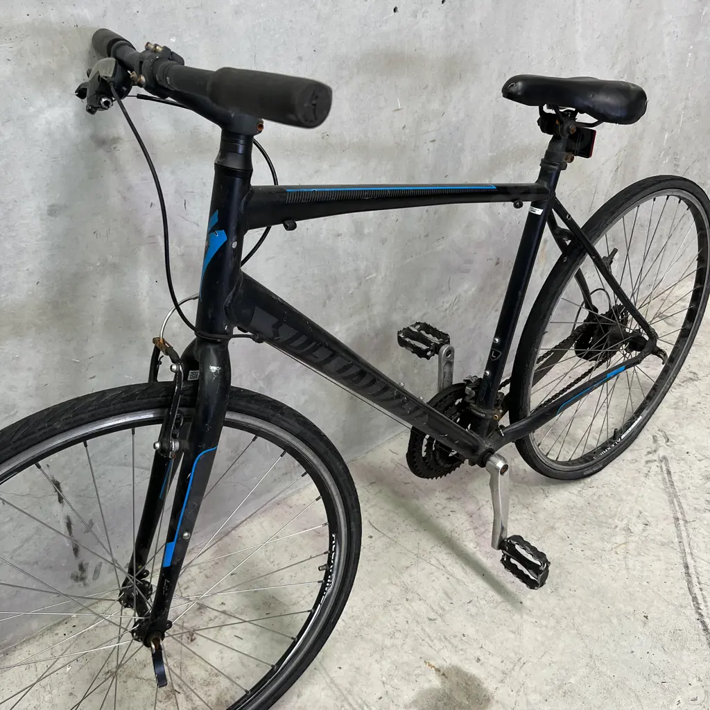 Specialised Sirrus Mountain Bike Image 1++