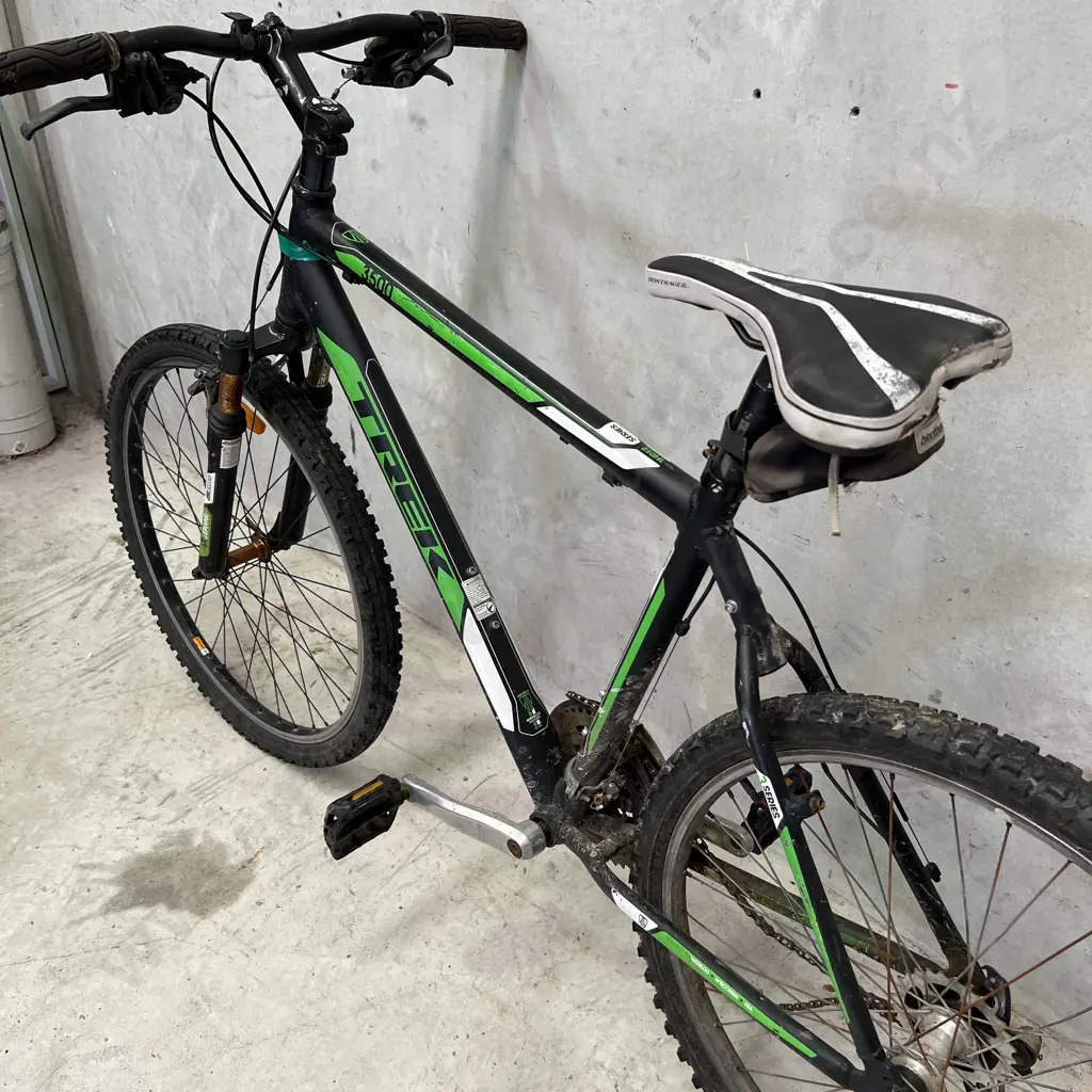TREK 3500 Bike, 39.5cm Image 1++
