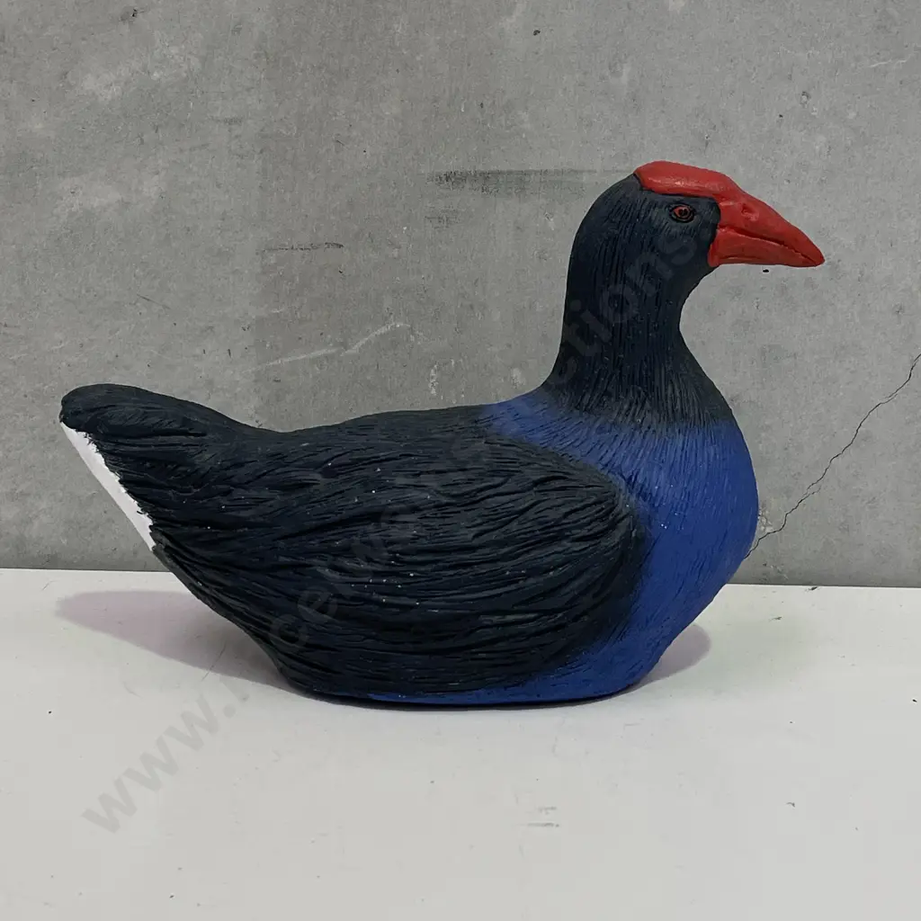 Solid Concrete? Pukeko Garden Ornament Image 1++