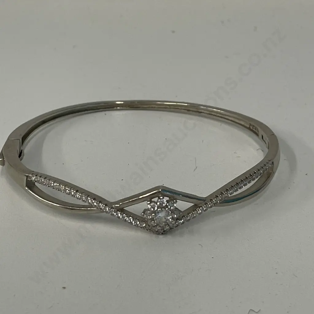 Sterling Silver Bracelet with clear stones. Stamped 925 Image 1++