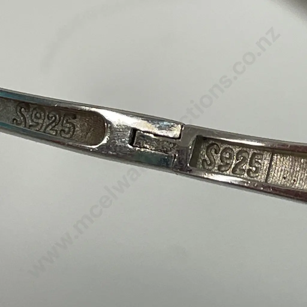 Sterling Silver Bracelet with clear stones. Stamped 925 Image 1++
