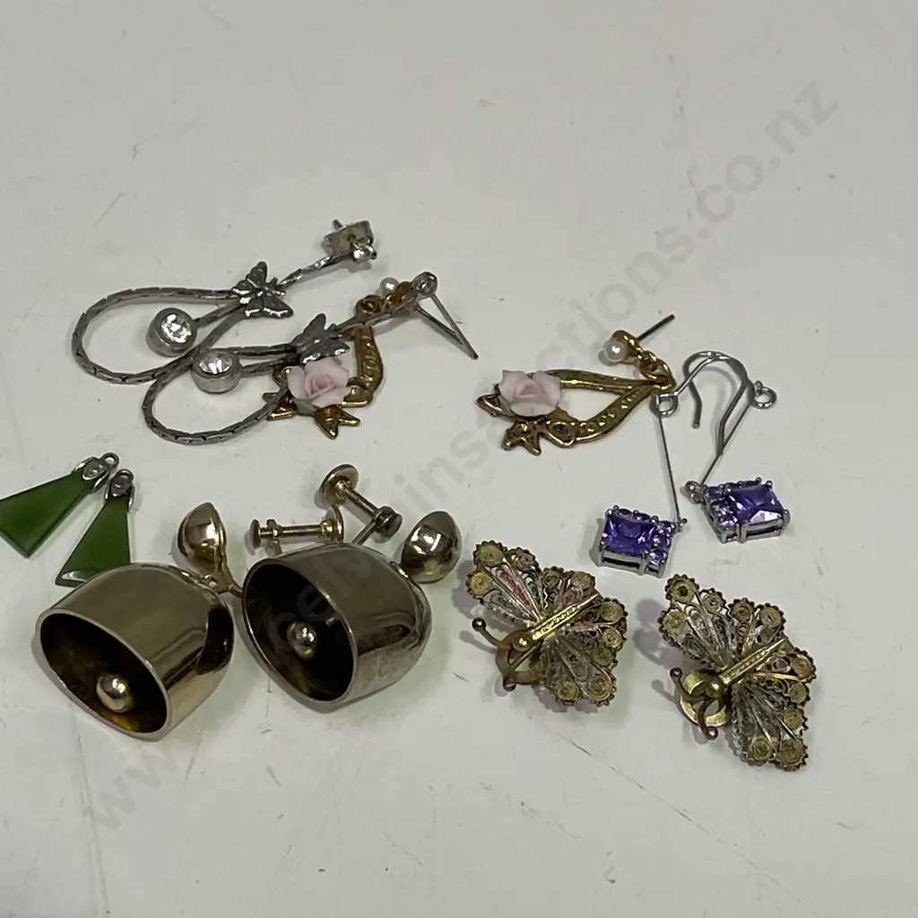 Assorted Vintage Earrings incl 800 Stamped Filigree Butterfly Earrings Image 1++