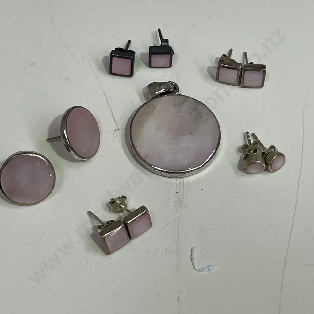 Assorted Sterling Silver mounted Pink Stone Jewellery Image 1++