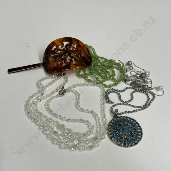 Assorted Jewellery