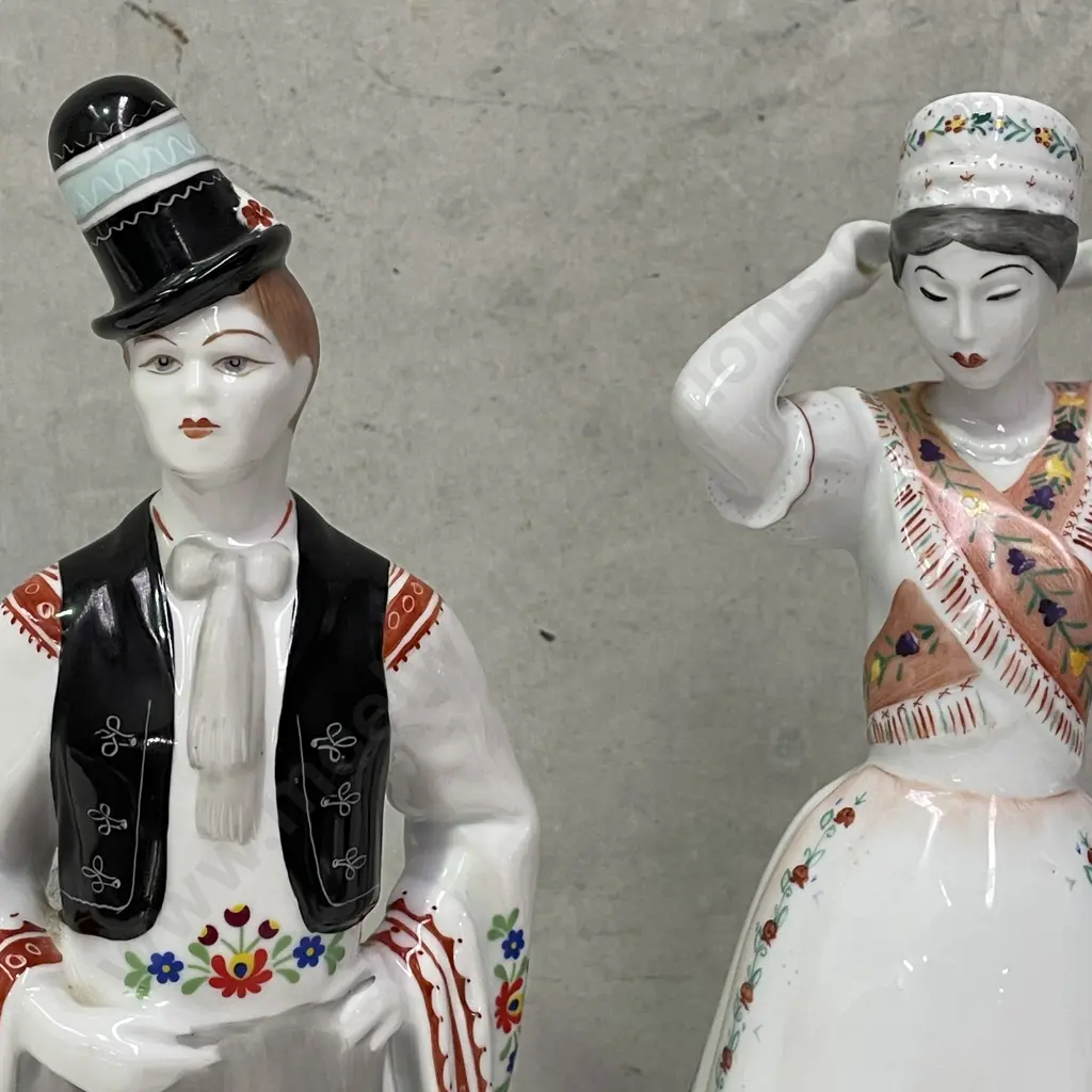 Vintage Hollohaza Hungarian Handpainted Porcelain Folk Figurines. H30cm Image 1++