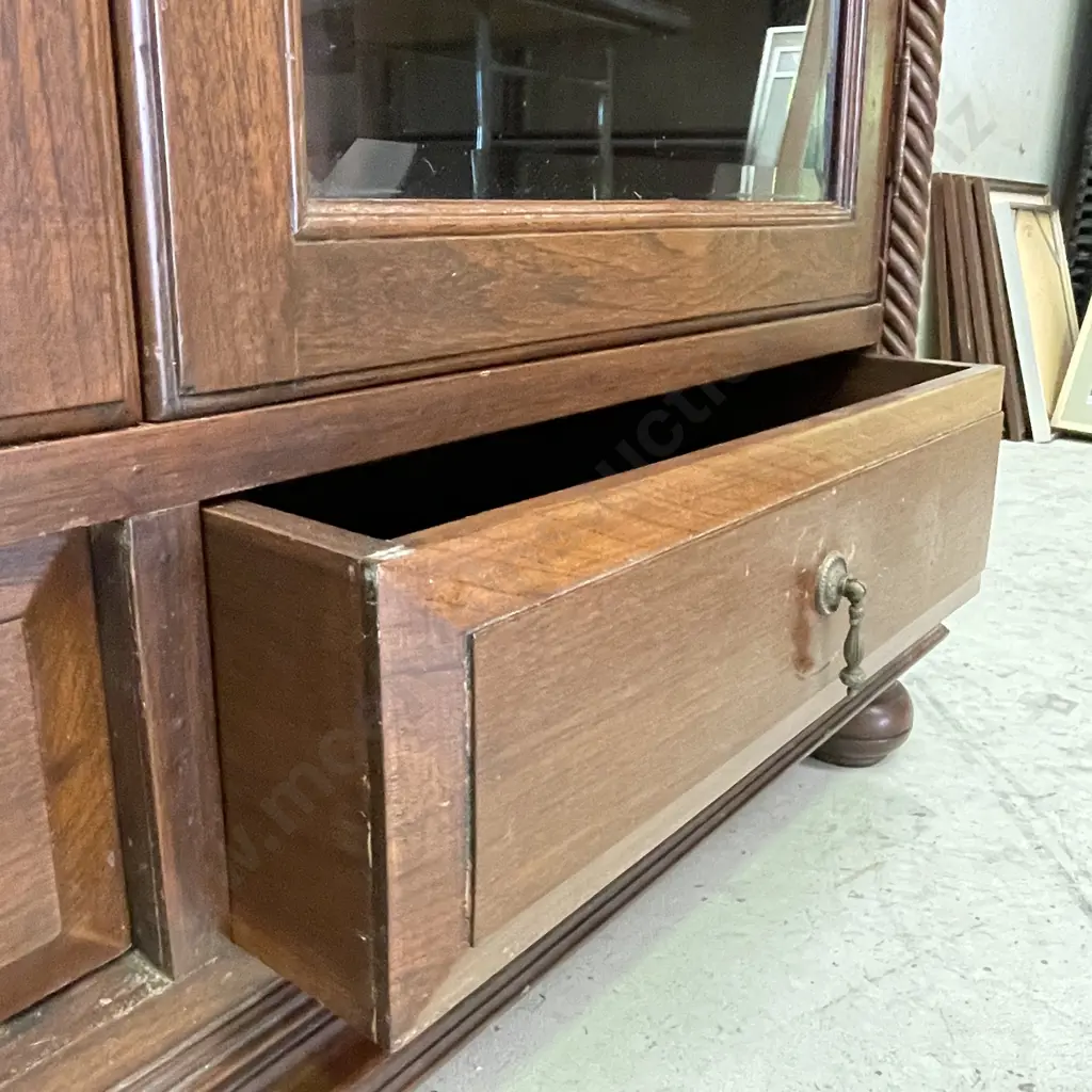 Stunning Vintage Solid Mahogany A Framed Display Cabinet. Carved detail, barley twist sides. 2 Door, 2 drawer Image 1++