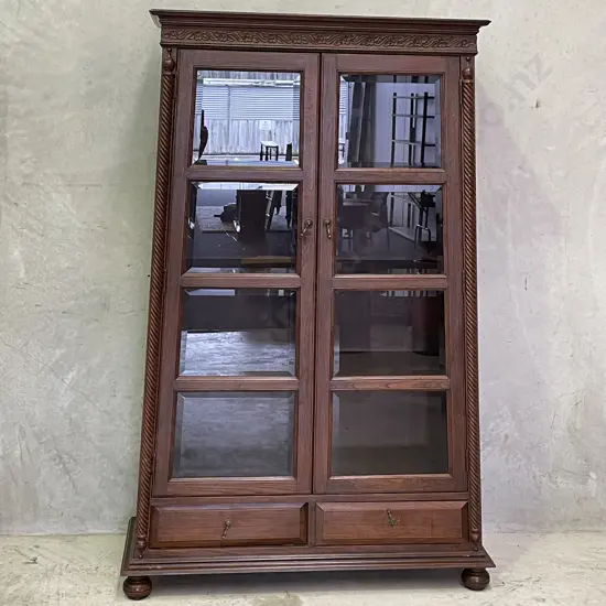 Stunning Vintage Solid Mahogany A Framed Display Cabinet. Carved detail, barley twist sides. 2 Door, 2 drawer
