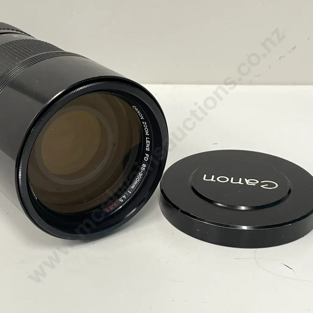 Canon Zoom Lens FD 85-300mm 1:45 Image 1++