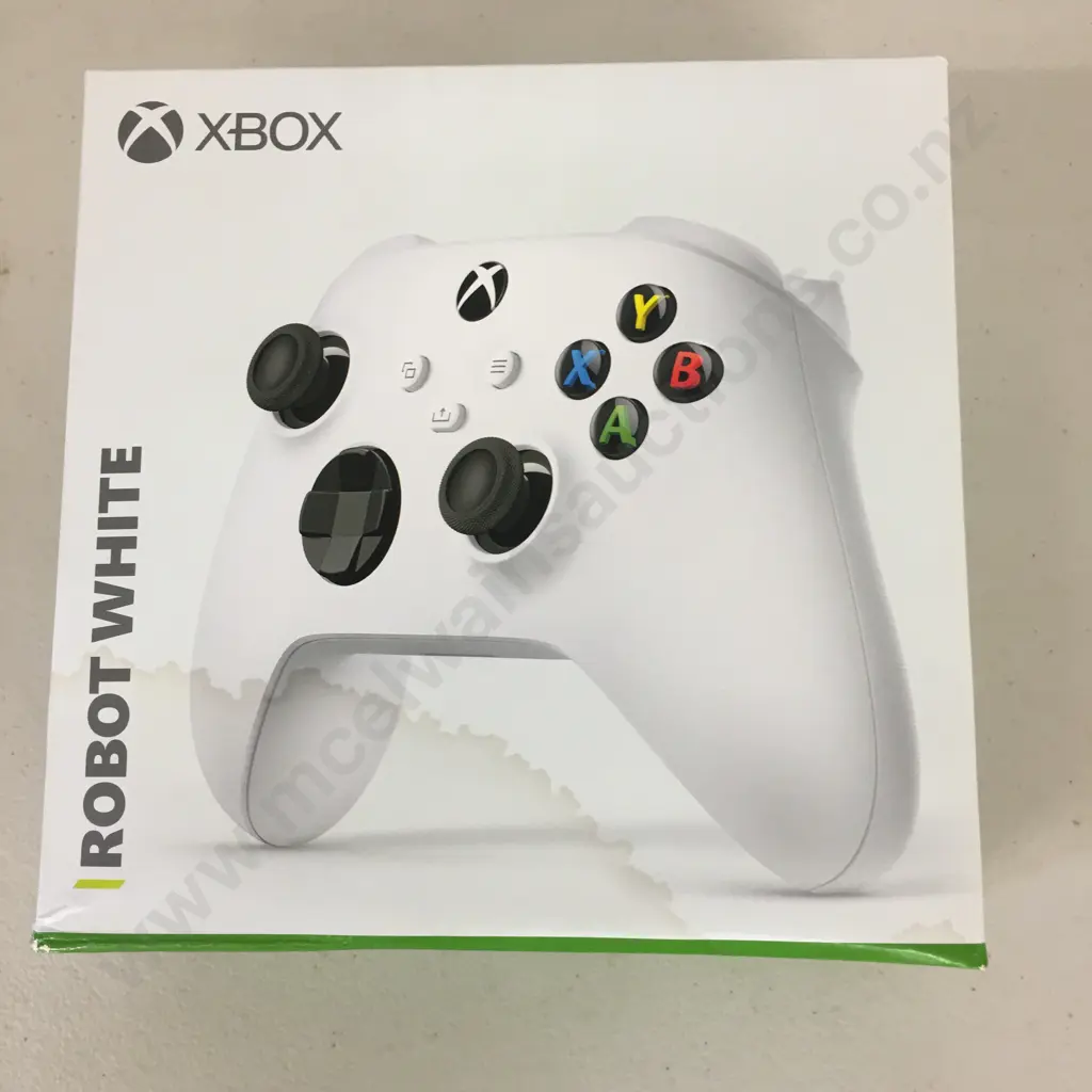 New Xbox Wireless Controller Robot White Image 1++