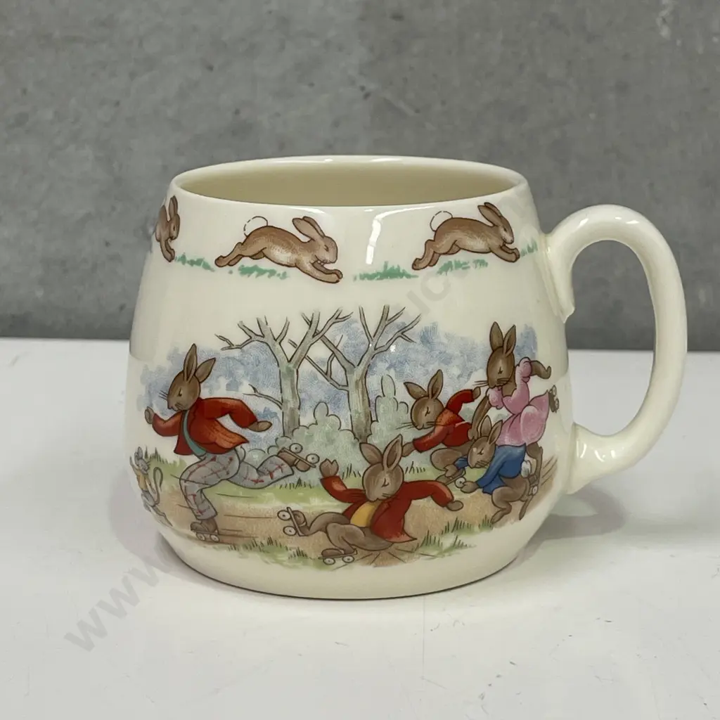 Royal Doulton Bunnykins Mug with Skating Scene Image 1++