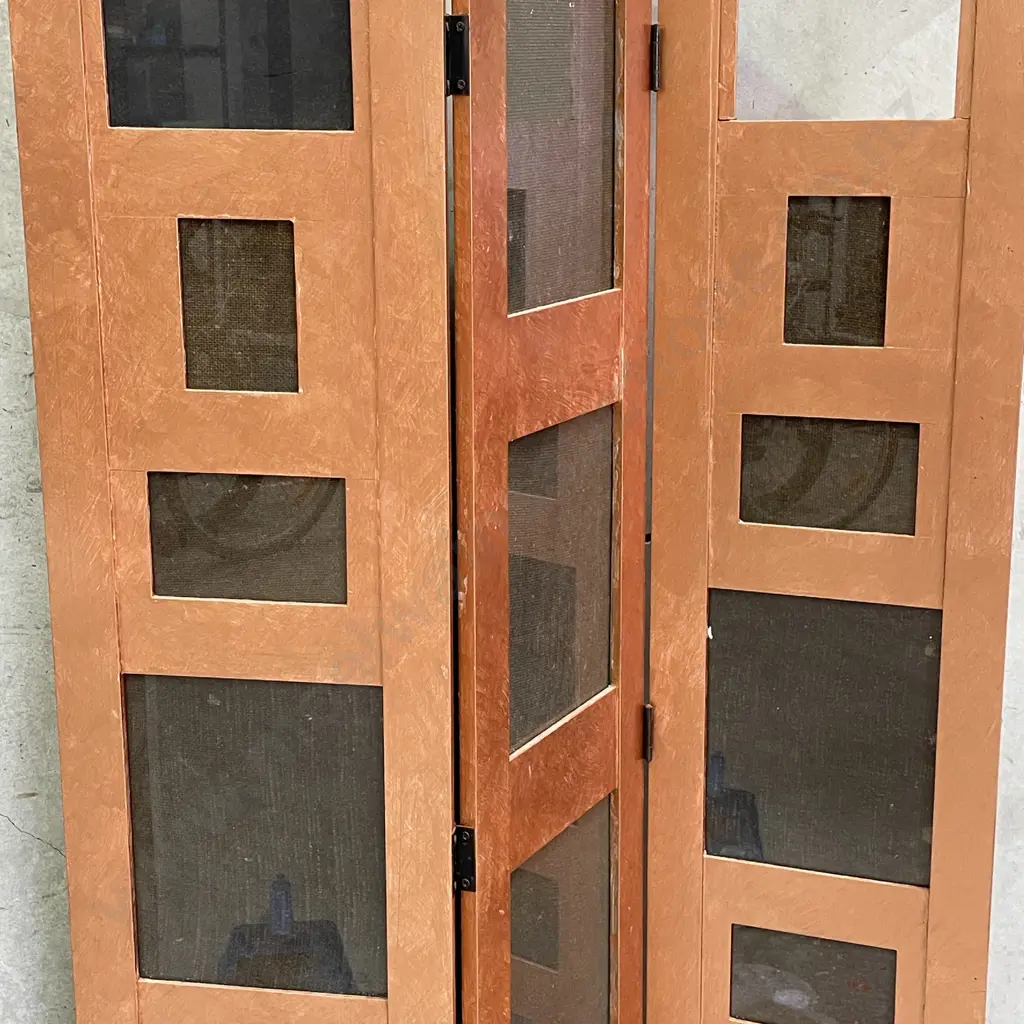 3 Bay Photo Segmented Screen H152, 3 panels at W29cm Image 1++