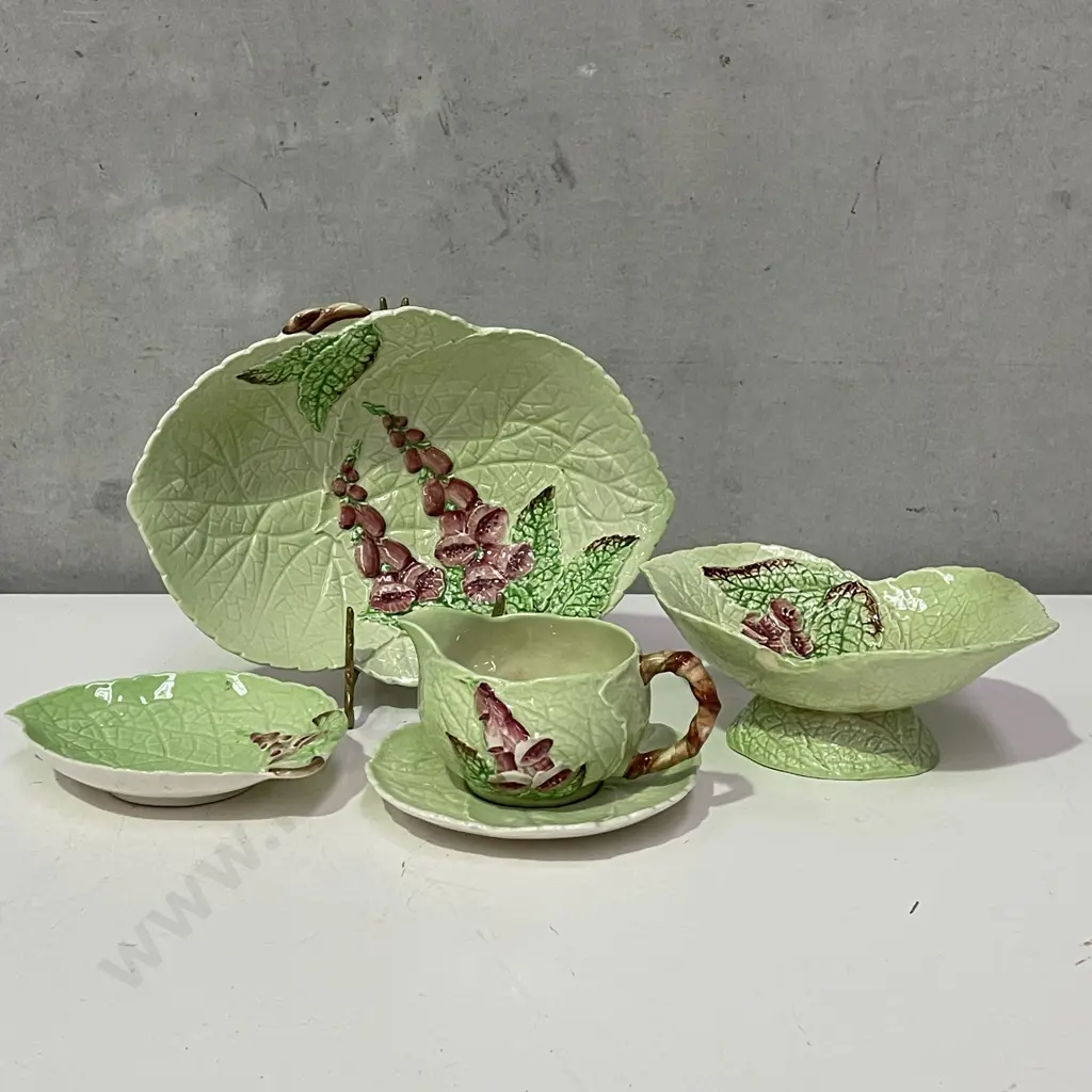 Assortment of Carltonware Foxglove pattern items Image 1++