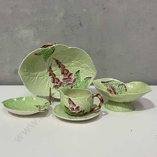 Assortment of Carltonware Foxglove pattern items