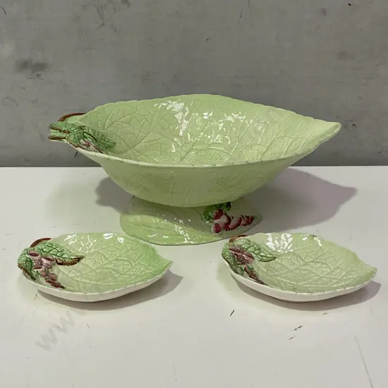 Carltonware Foxglove Pedestal Bowl with two dishes