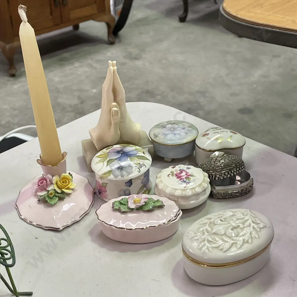 Assorted Dressing Table Trinket Boxes etc Image 1++