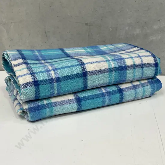 Pair of Woolworths Wool Blend Blankets. Small Queen Size 160x203