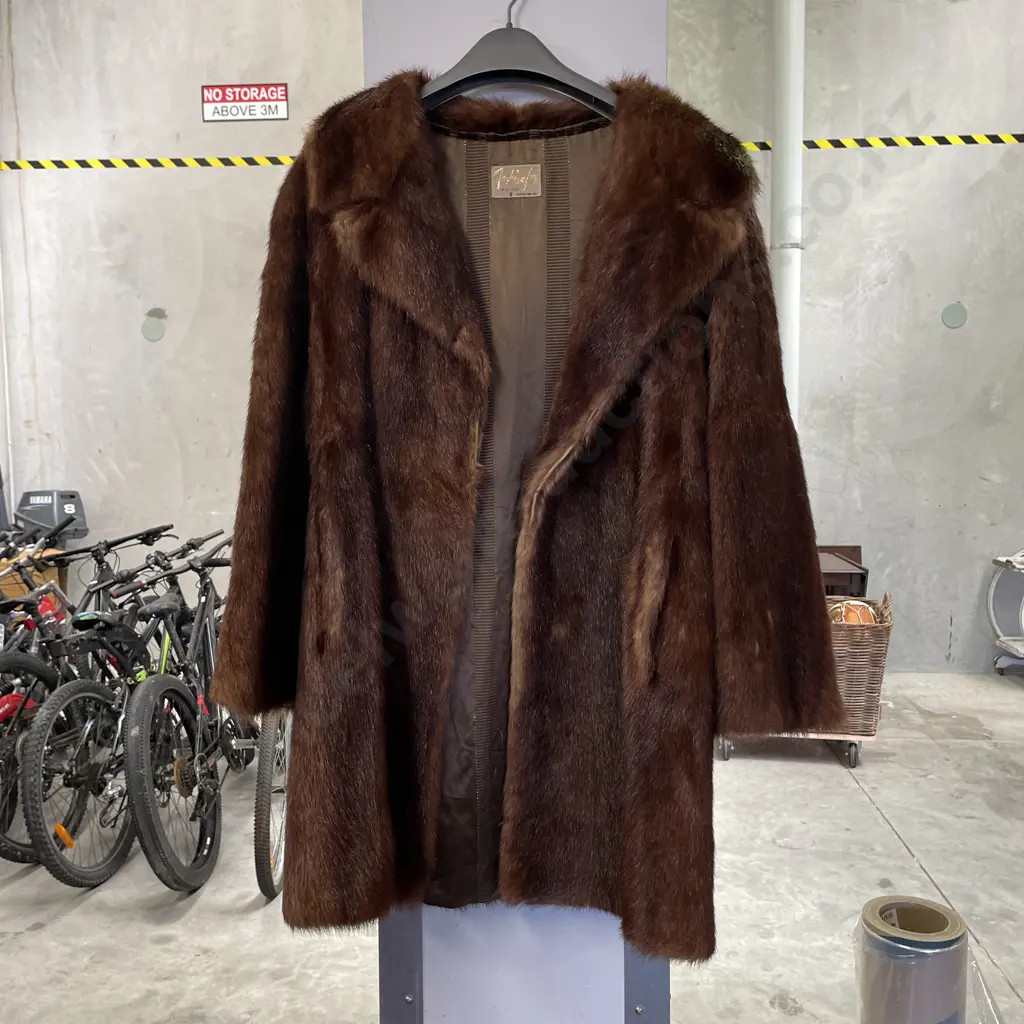 Vintage FashionFur Coat by D.L.Ellis of Auckland NZ Image 1++