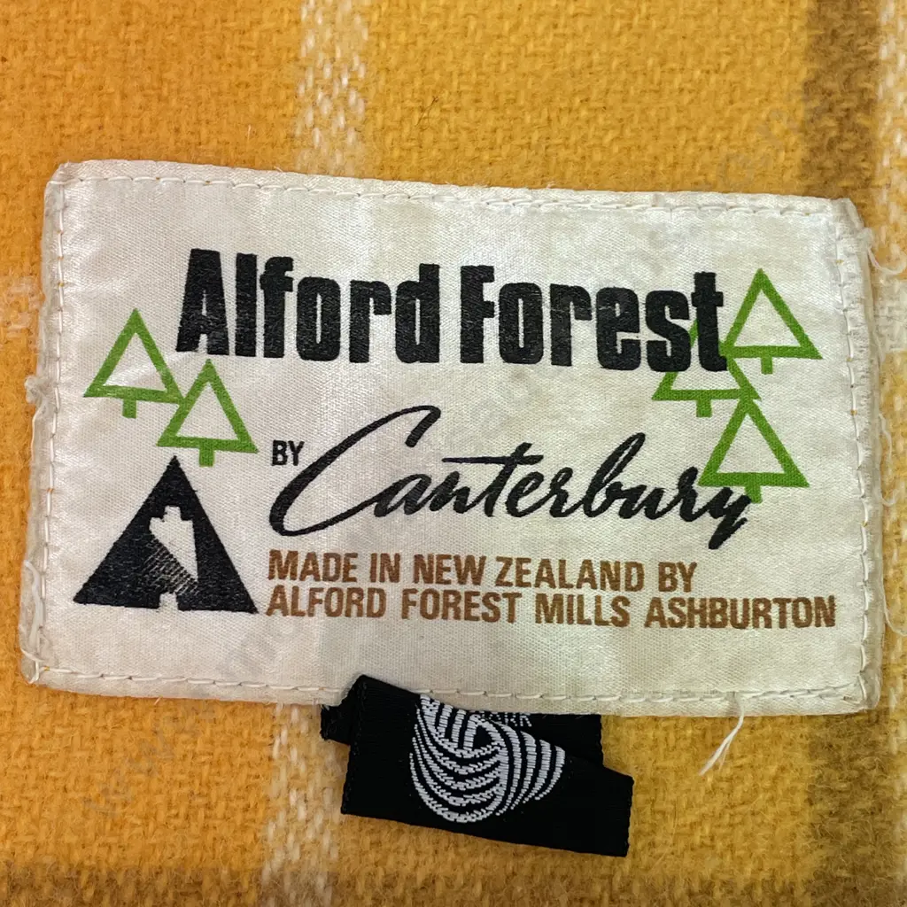 Pair of Vintage Alford Forest by Canterbury 100% Wool Blankets - small Queen Size 160x203 Image 1++