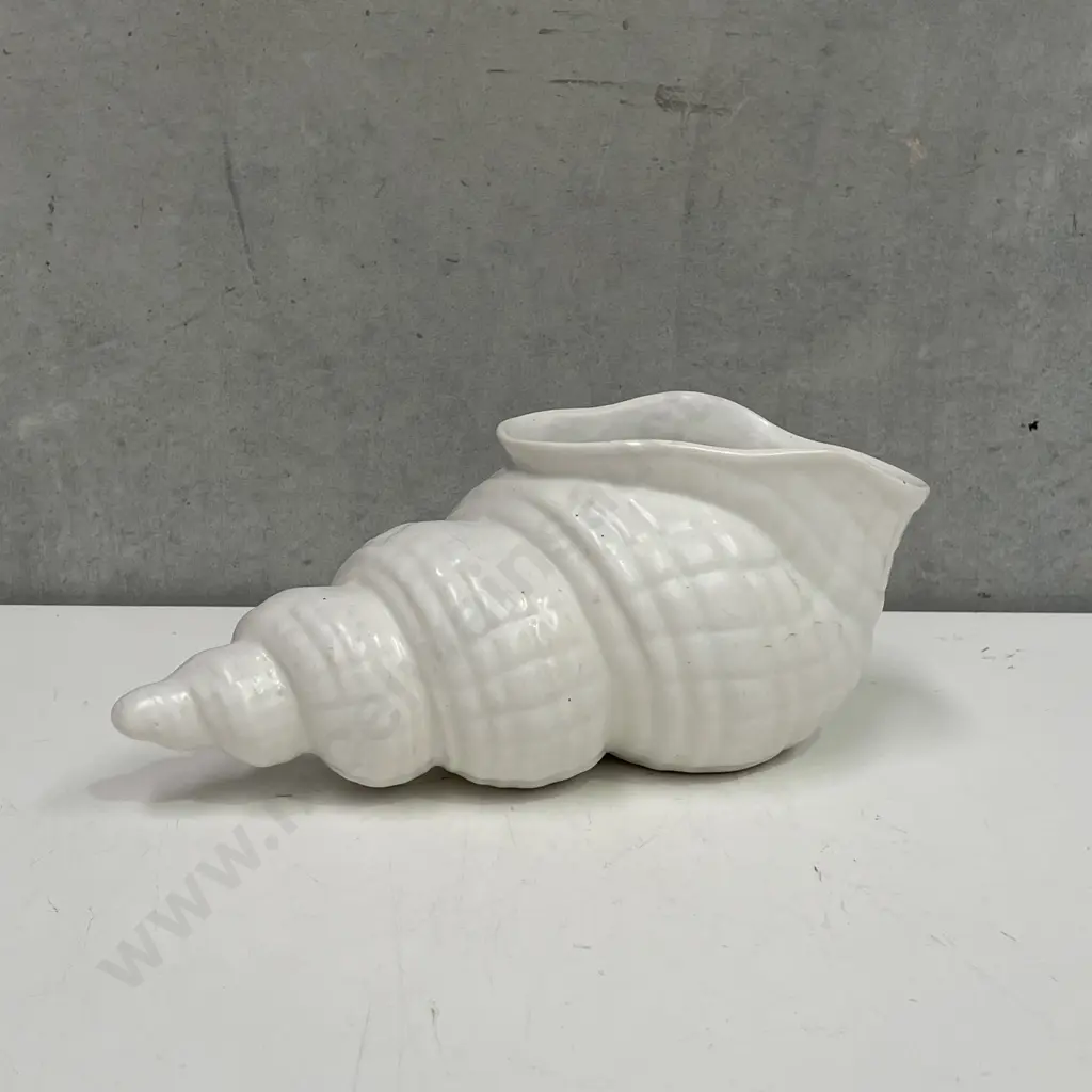 Vintage Shorter and Son Shell Vase. L31 H11cm Image 1++