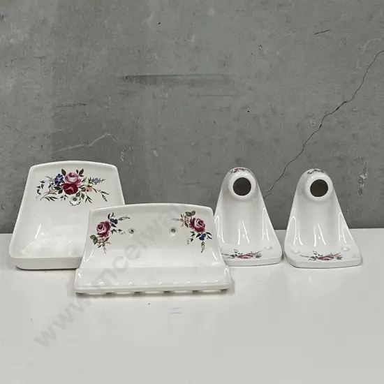 Crown Lynn Ceramic Bathroom Items: Soap dish, towel rail ends and Toothbrush holder (af as shown)