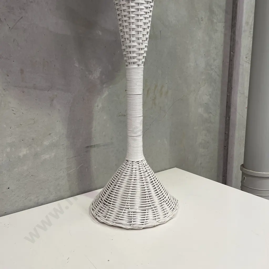Large White Painted Cane/Wicker Jack in the Pulpit Flower Stand H110 w48cm Image 1++