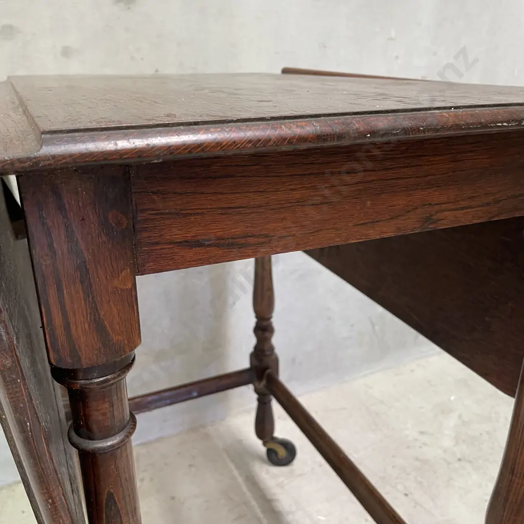 Vintage Oak Dropside Tea Trolley/Table. Top extended 900 x 600mm, Folded 450 x 600mm, H750mm Image 1++