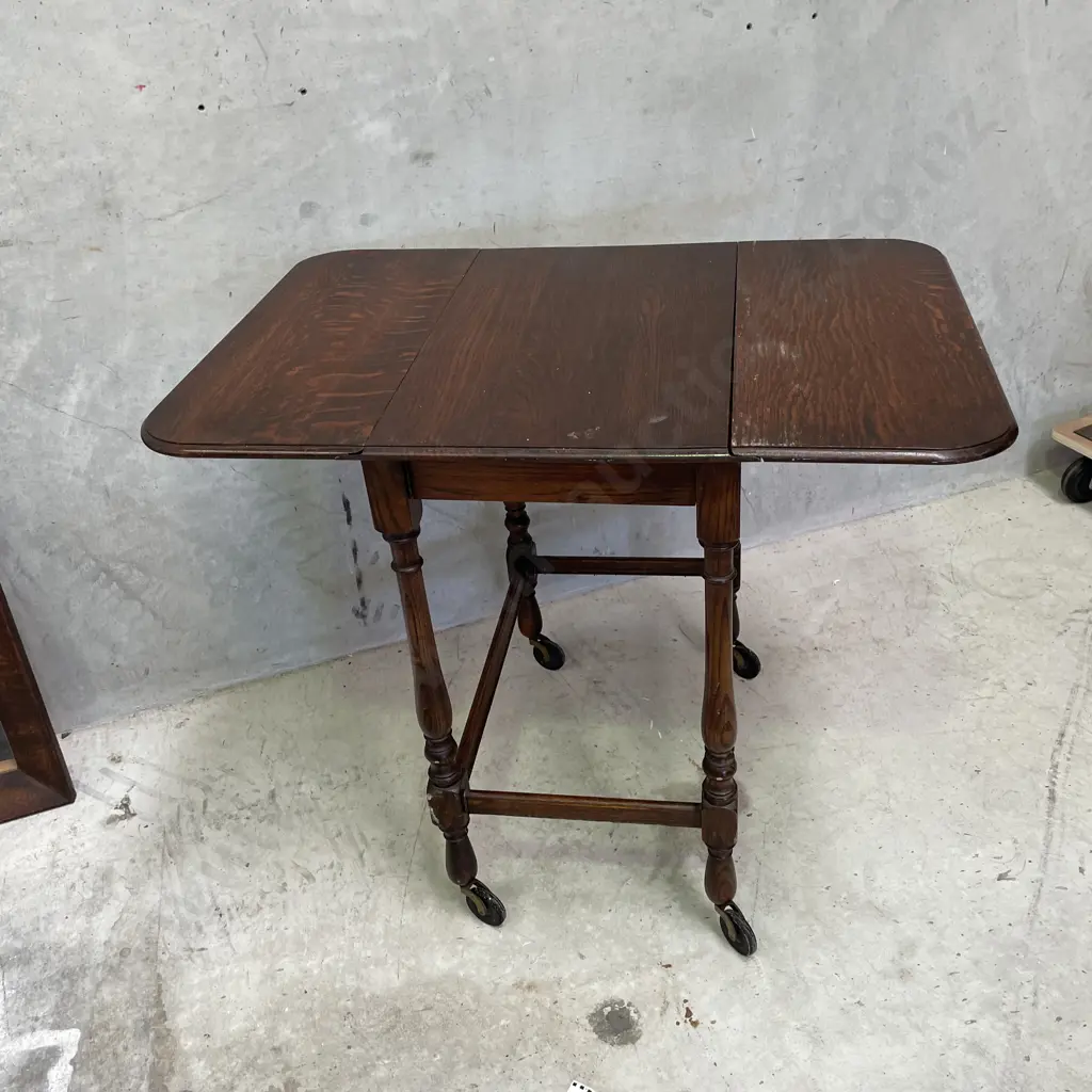 Vintage Oak Dropside Tea Trolley/Table. Top extended 900 x 600mm, Folded 450 x 600mm, H750mm Image 1++