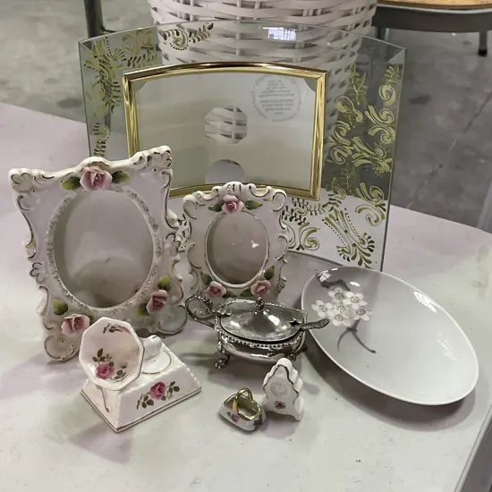 Assorted Vintage Ceramic Items incl Picture Frames, Limoge etc