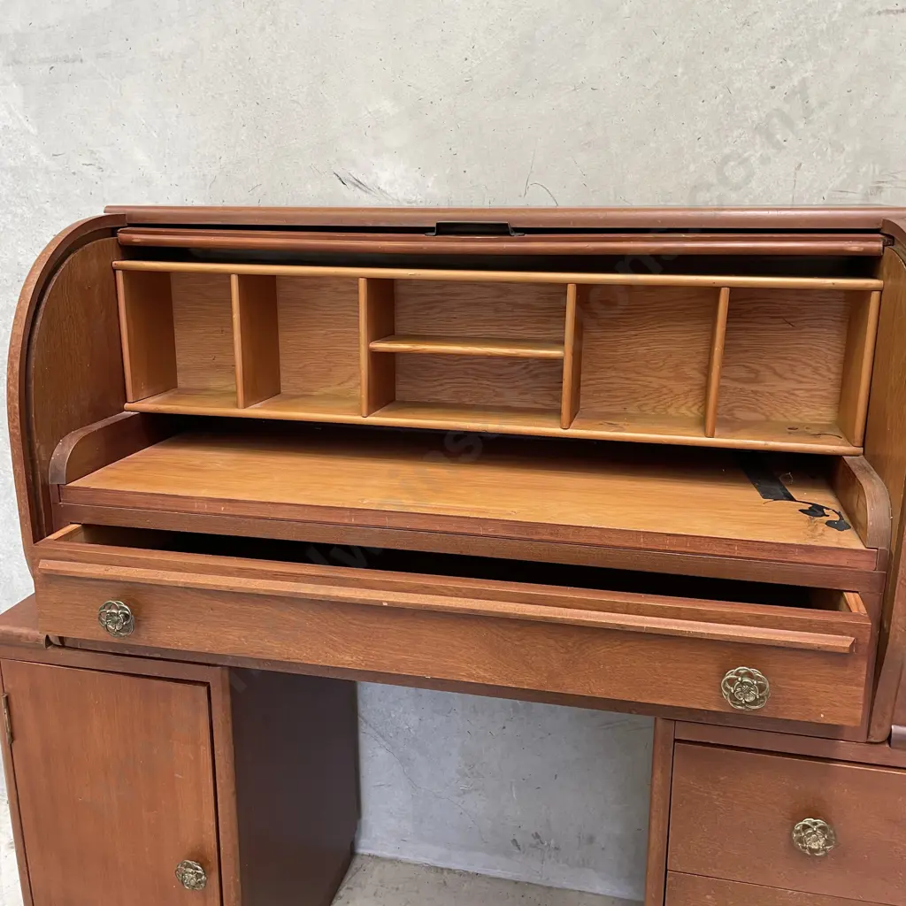 Vintage Solid Wood 3 Piece Roll Top Desk Image 1++