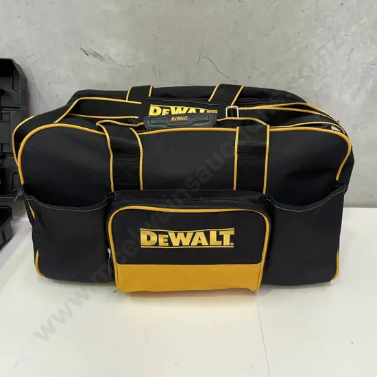 DeWALT Tool Bag. Excellent Condition
