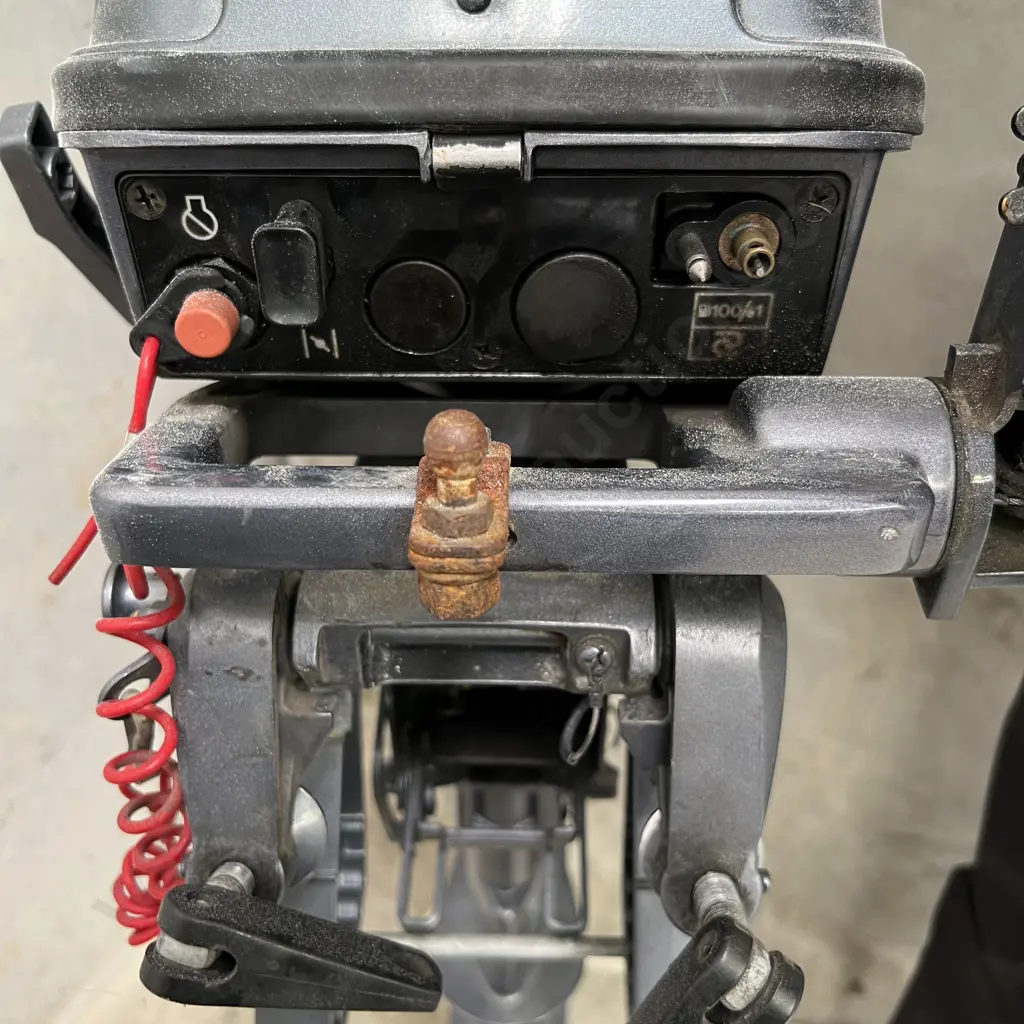 Yamaha 8 Outboard Motor. Image 1++