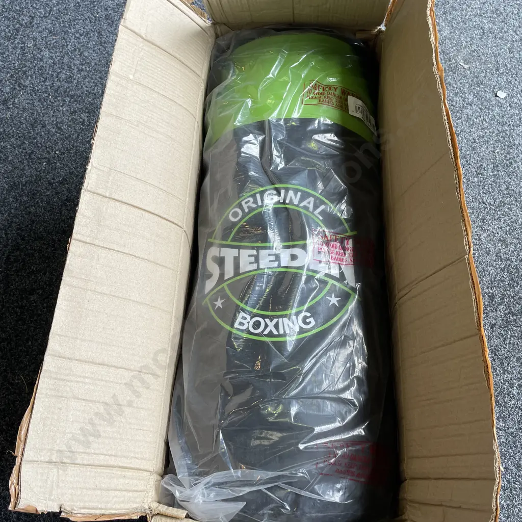 As New Steeden ST3300 Punching Bag 17KG Image 1++