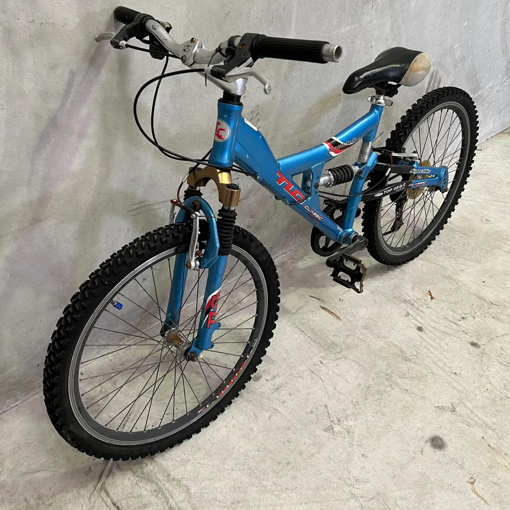 TLC Classic Mountain Bike. Rear Suspension Image 1++