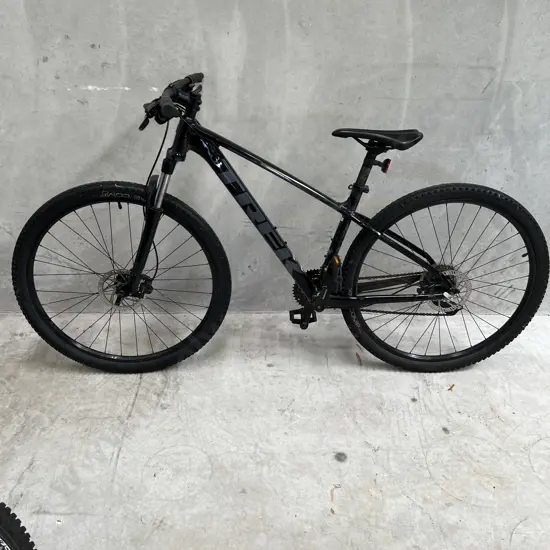 TREK Marlin 5 Bike from EVO Cycles Mt Maunganui. Size M